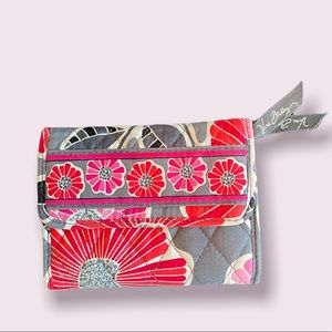 💜 Vera Bradley Trifold Wallet in Cheery Blossom